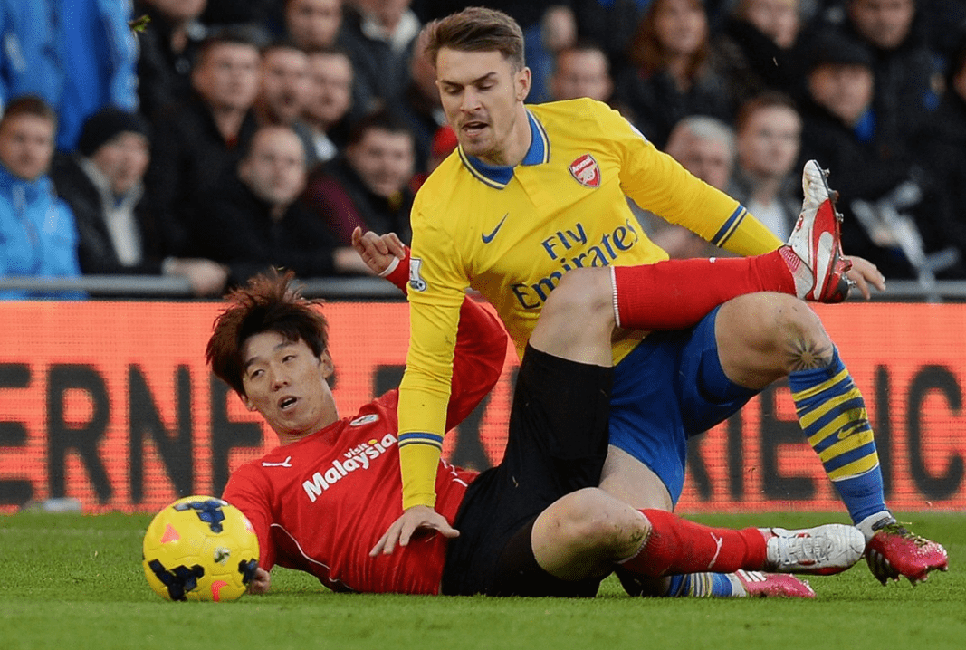 英雄联盟-关于埃因霍温训练开放日；冲刺阶段临场应变引欢呼；欧联在即；团队化学反应显著的信息